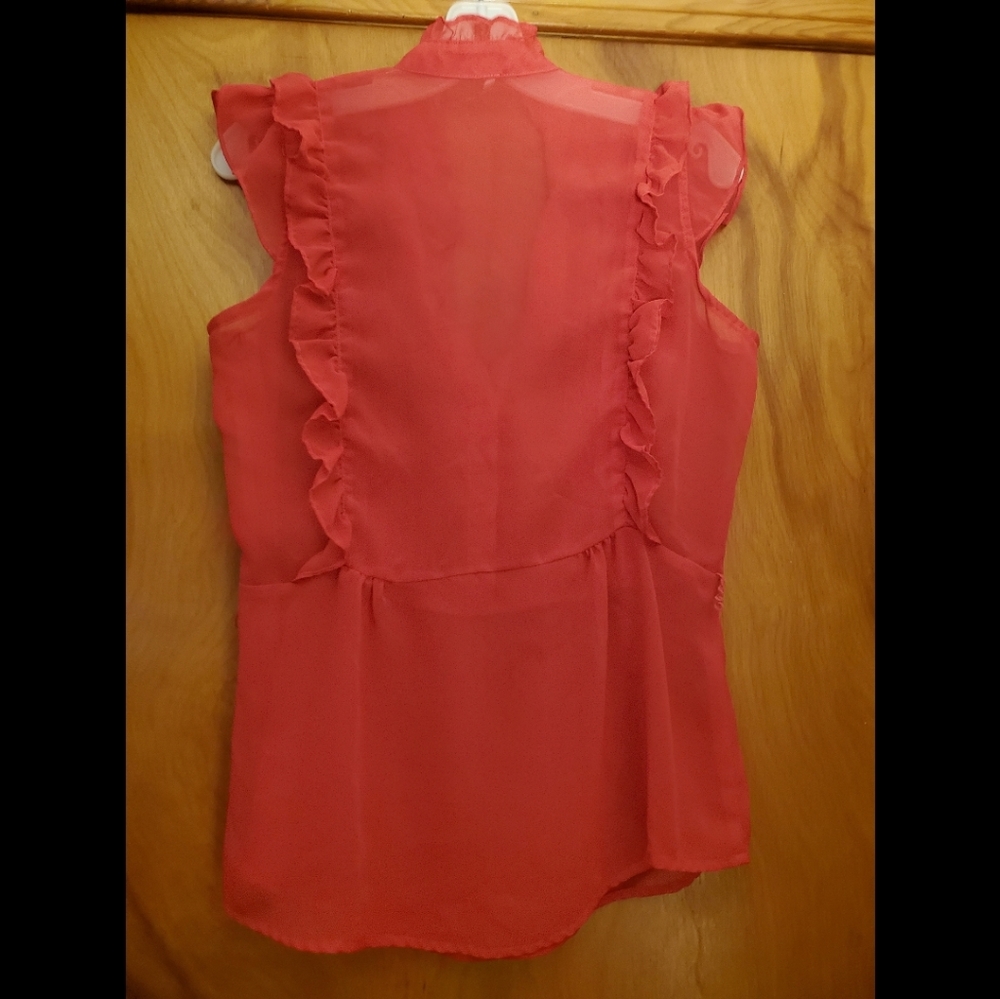 Pink top - Picture 2 of 2